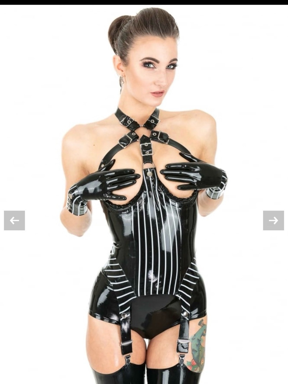 West ward bound Fatale underbust latex basque corset 
Size 6